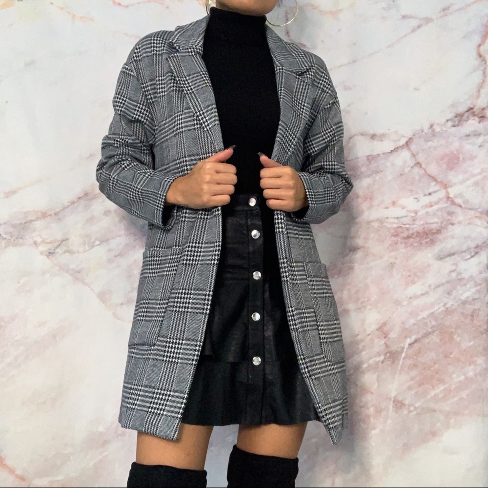 SALE !! LAST ONE!! CHECK ME OUT BLAZER - Picture 2 of 2